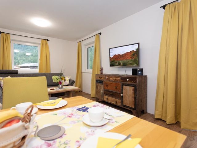 Ferienhaus mit 3 Ferienwohnungen